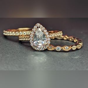 3.0 ctw Rose Gold Wedding Ring Set. Size 8. Used twice.